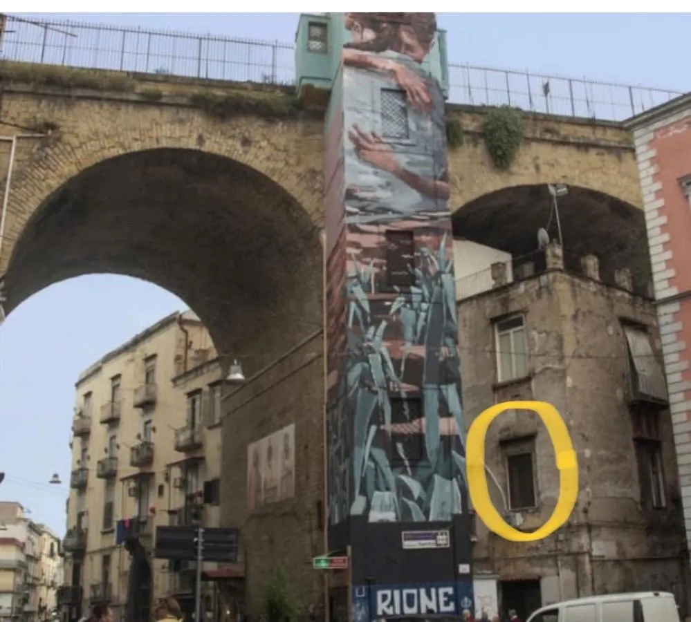 Beb Sott O Pont Napoli Apartment Italy