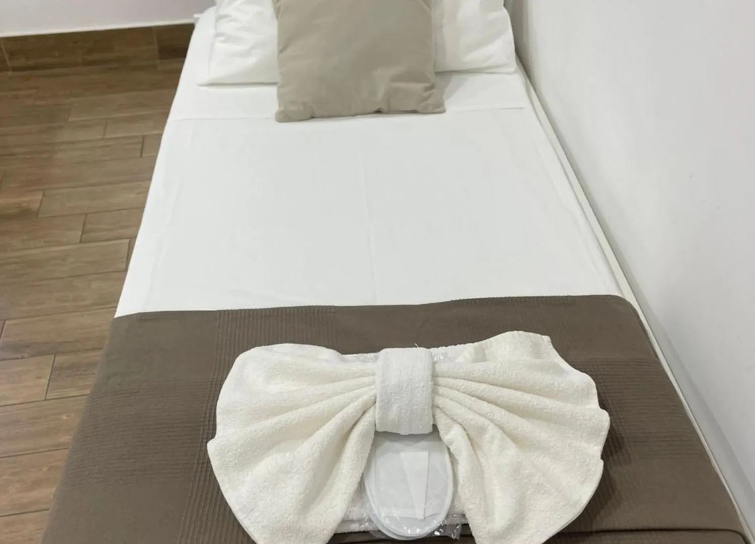 Beb Sott O Pont Napoli Apartment 0*, Naples Italy